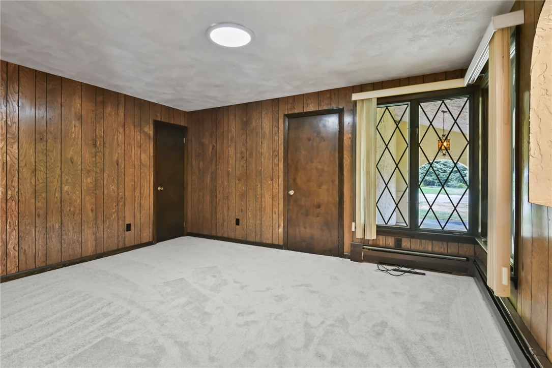 14 Greenbrier Road Smithfield, RI 02828 - Photo 17 of 27 Gallery Image 17