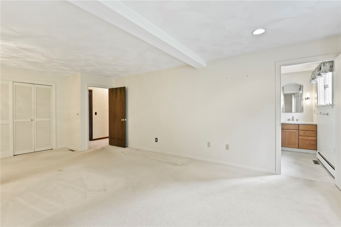 14 Greenbrier Road Smithfield, RI 02828 - Photo 18 of 27 Gallery Image 18