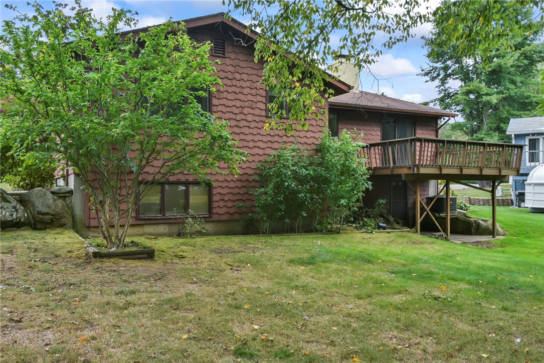 14 Greenbrier Road Smithfield, RI 02828 - Photo 3 of 27 Gallery Image 3