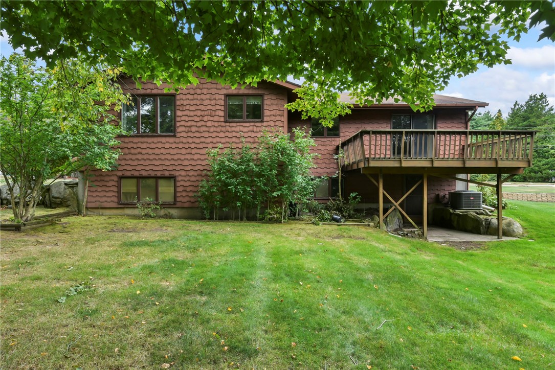 14 Greenbrier Road Smithfield, RI 02828 - Photo 4 of 27 Gallery Image 4