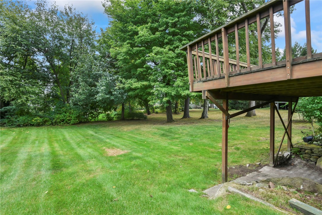 14 Greenbrier Road Smithfield, RI 02828 - Photo 7 of 27 Gallery Image 7