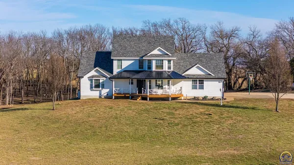 $725,000 | 4230 Northwest Valencia Road, Silver Lake, KS 66539