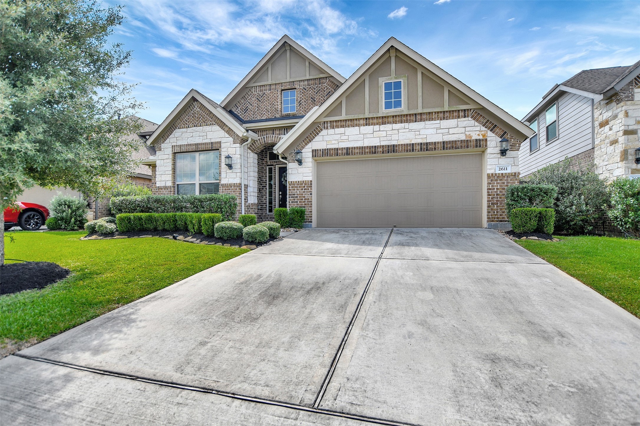 2611 Bright Rock Ln. Conroe, TX 77304 - Photo 2 of 43