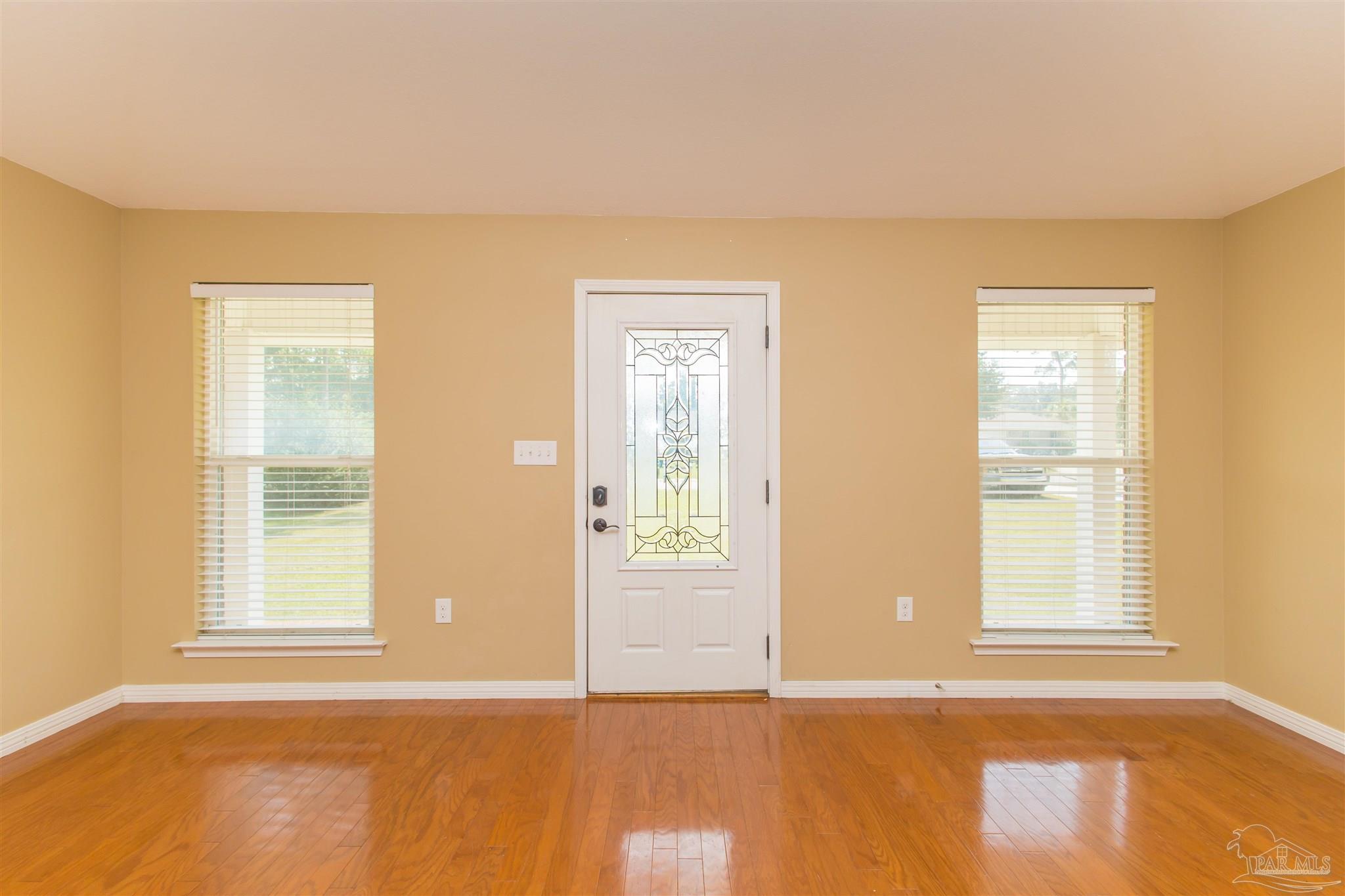 1654 Eagle Terrace Cantonment, FL 32533 - Photo 5 of 26