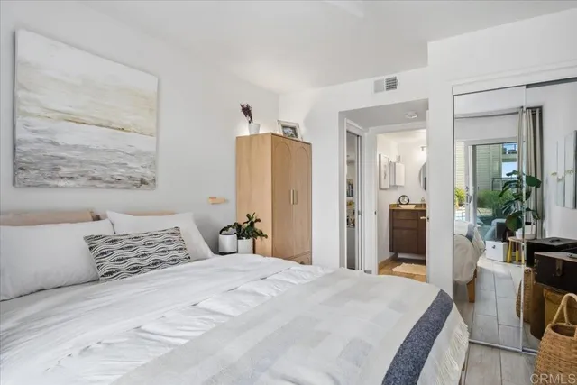 $1,620,000 | 940 Sealane Drive, Unit 3, Encinitas, CA 92024