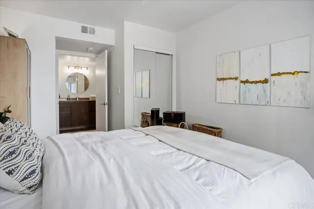 $1,620,000 | 940 Sealane Drive, Unit 3, Encinitas, CA 92024