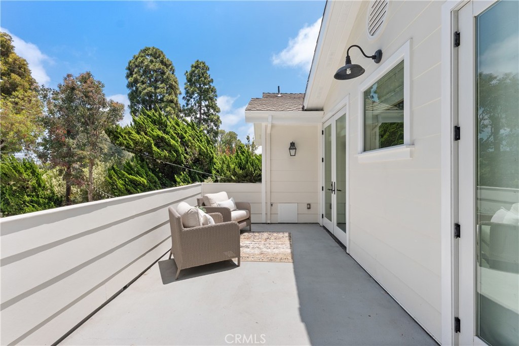 6415 Riggs Place Los Angeles, CA 90045 - Photo 17 of 33