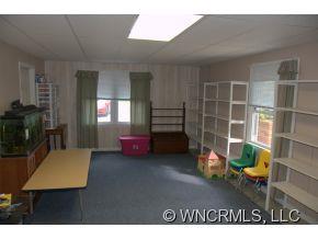 110 Raspberry Point Lane Flat Rock, NC 28731 - Photo 7 of 24 Gallery Image 7