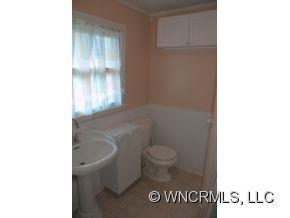 110 Raspberry Point Lane Flat Rock, NC 28731 - Photo 10 of 24 Gallery Image 10
