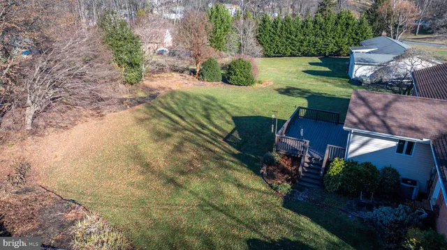 a view of yard from outdoor seating