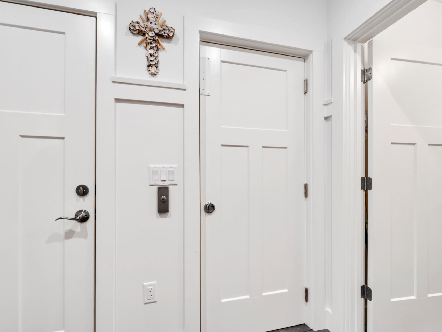 95 Roberts Road Santa Rosa Beach, FL 32459 - Photo 15 of 60 a bathroom with a shower