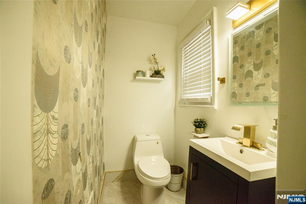 415-417 19th Avenue Paterson, NJ 07504 - Photo 12 of 35