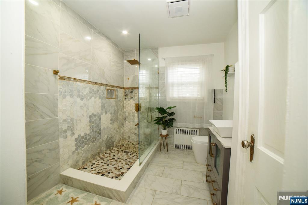 415-417 19th Avenue Paterson, NJ 07504 - Photo 16 of 35