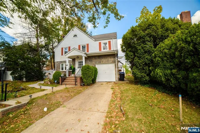 $689,000 | 415-417 19th Avenue, Paterson, NJ 07504