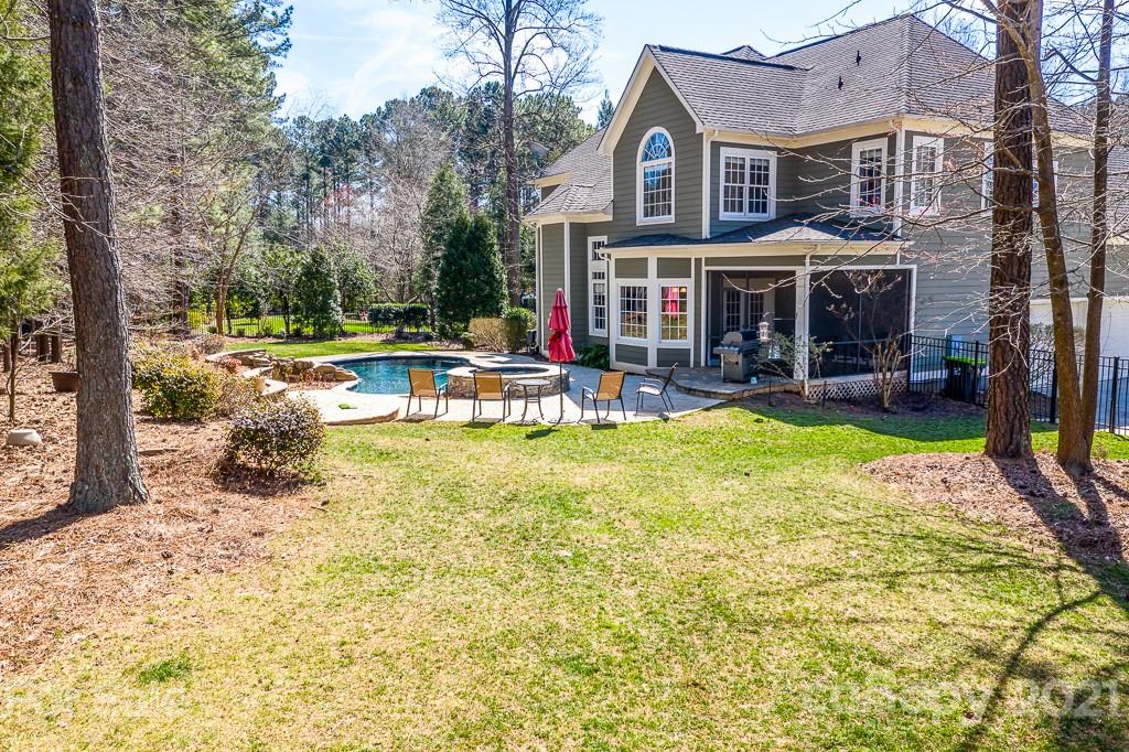 4345 Crepe Ridge Drive Denver, NC 28037 - Photo 6 of 46 Gallery Image 6