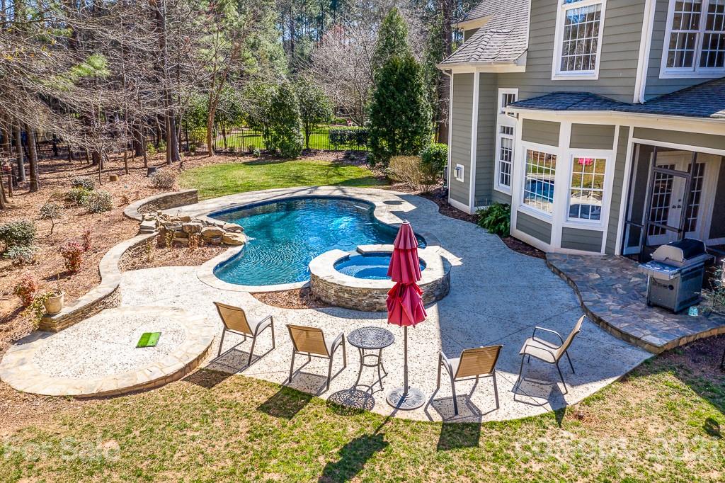4345 Crepe Ridge Drive Denver, NC 28037 - Photo 7 of 46 Gallery Image 7