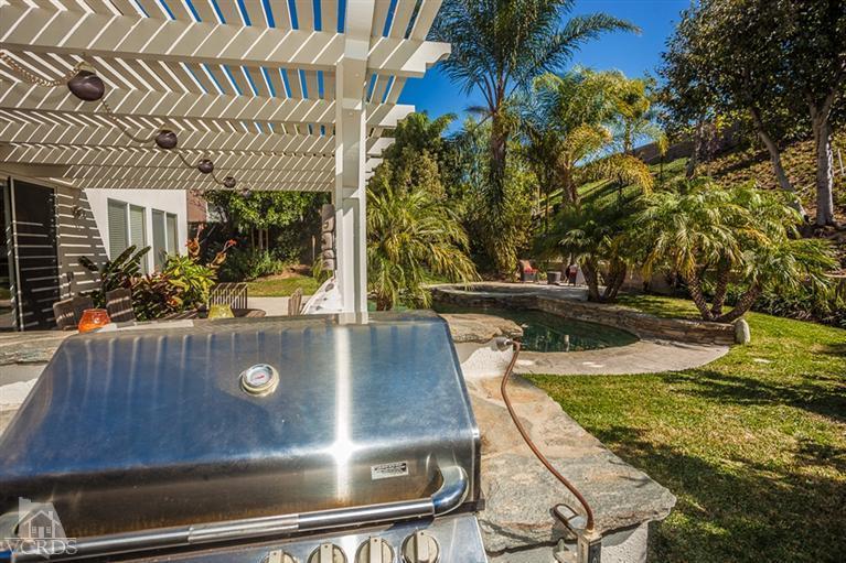 14396 Peach Hill Road Moorpark, CA 93021 - Photo 42 of 45 a view of outdoor space with swimming pool