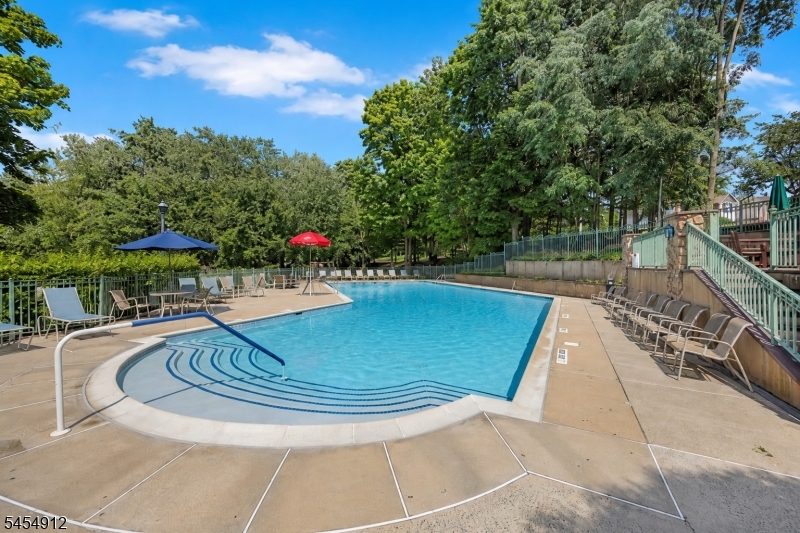 1503 Cornwall Road Mahwah, NJ 07430 - Photo 33 of 34 Gallery Image 33