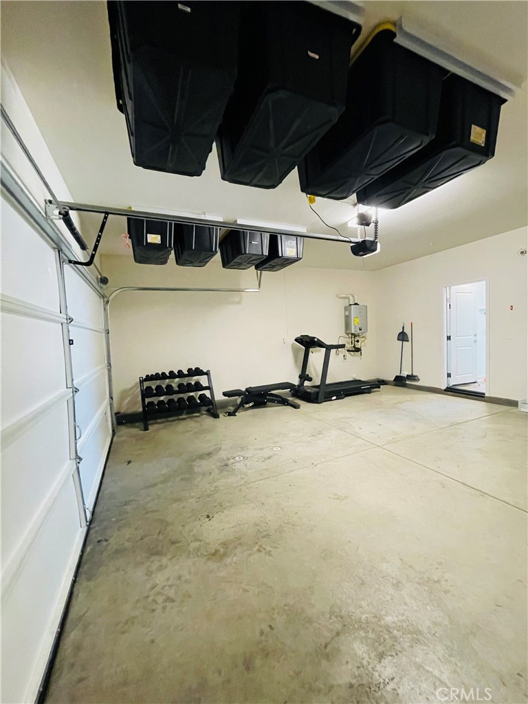 2004 Dewdrop Upland, CA 91786 - Photo 32 of 33