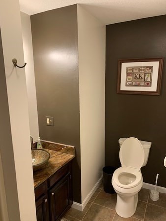 2081 Allen Street Springfield, MA 01128 - Photo 19 of 32 Gallery Image 19