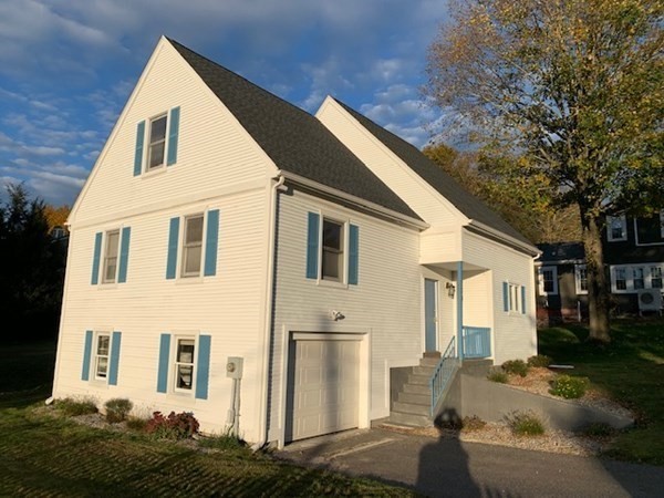 2081 Allen Street Springfield, MA 01128 - Photo 2 of 32 Gallery Image 2