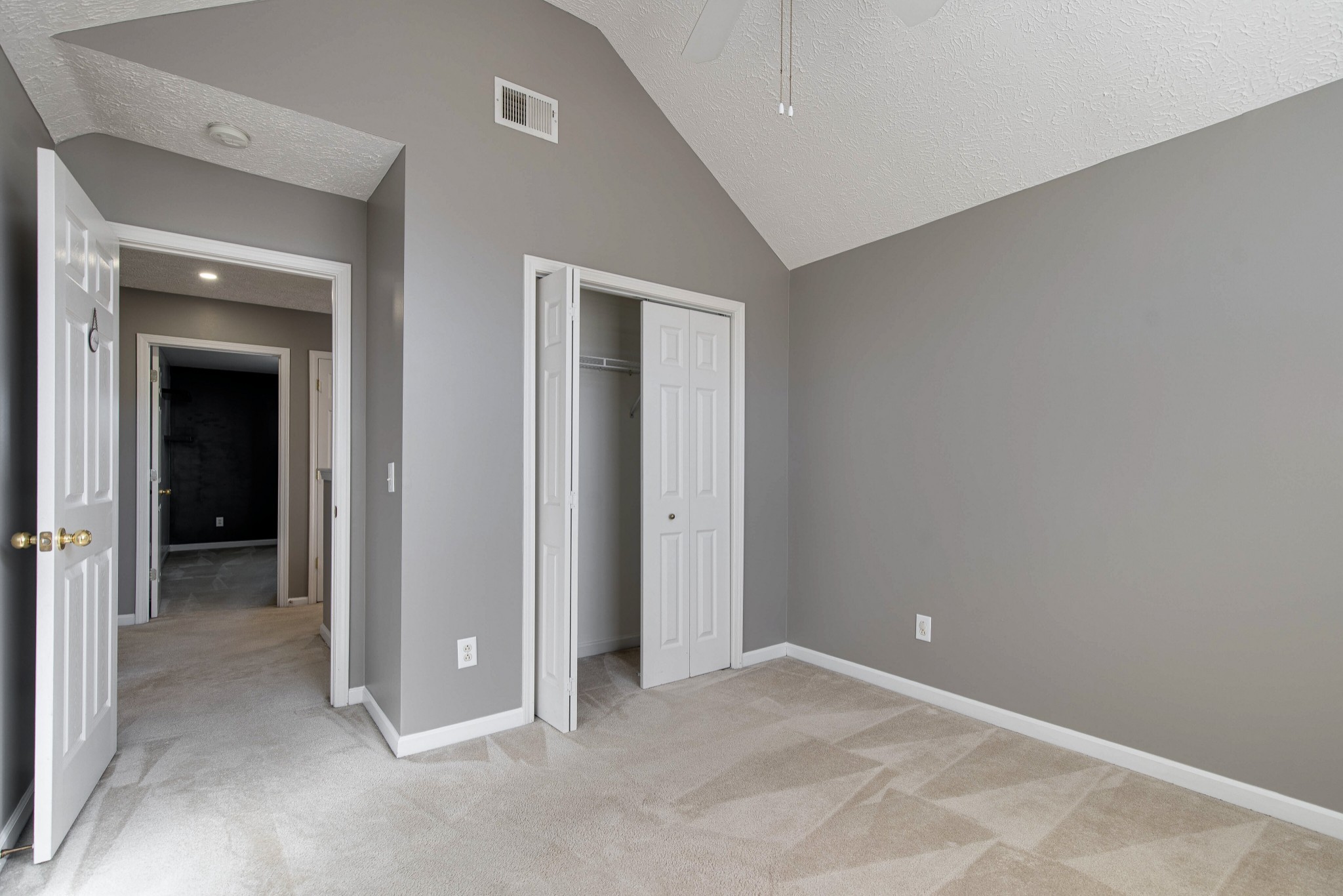400 Roma Court Nashville, TN 37211 - Photo 26 of 31 an empty room with closet