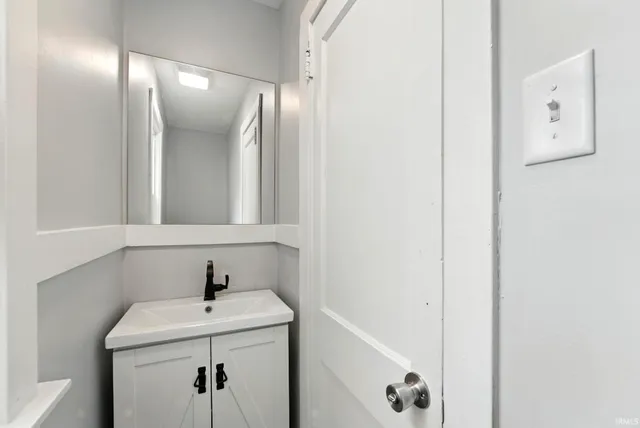 $189,900 | 1718 Kentucky Avenue, Fort Wayne, IN 46805