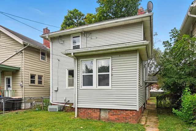 $189,900 | 1718 Kentucky Avenue, Fort Wayne, IN 46805