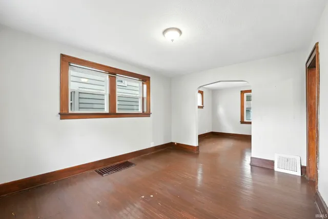 $189,900 | 1718 Kentucky Avenue, Fort Wayne, IN 46805