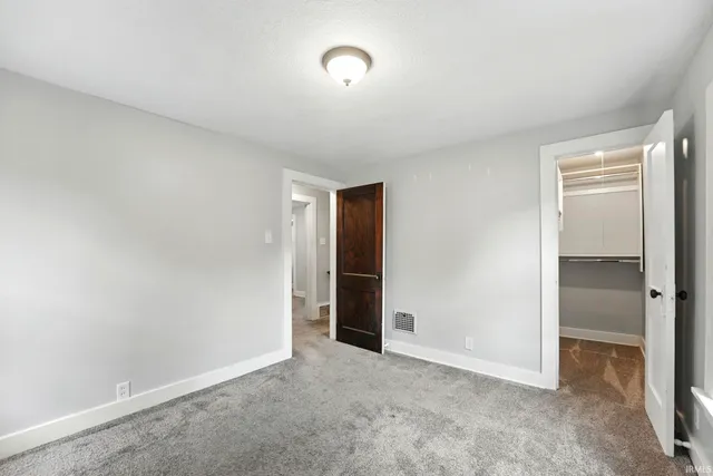 $189,900 | 1718 Kentucky Avenue, Fort Wayne, IN 46805