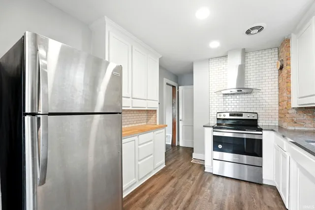 $189,900 | 1718 Kentucky Avenue, Fort Wayne, IN 46805