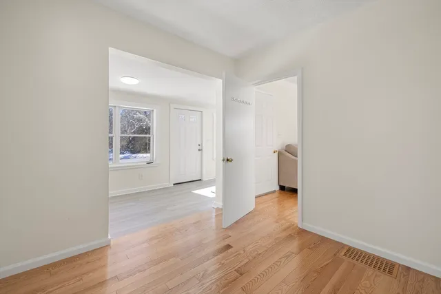 $699,000 | 701 Mill Street, Marion, MA 02738