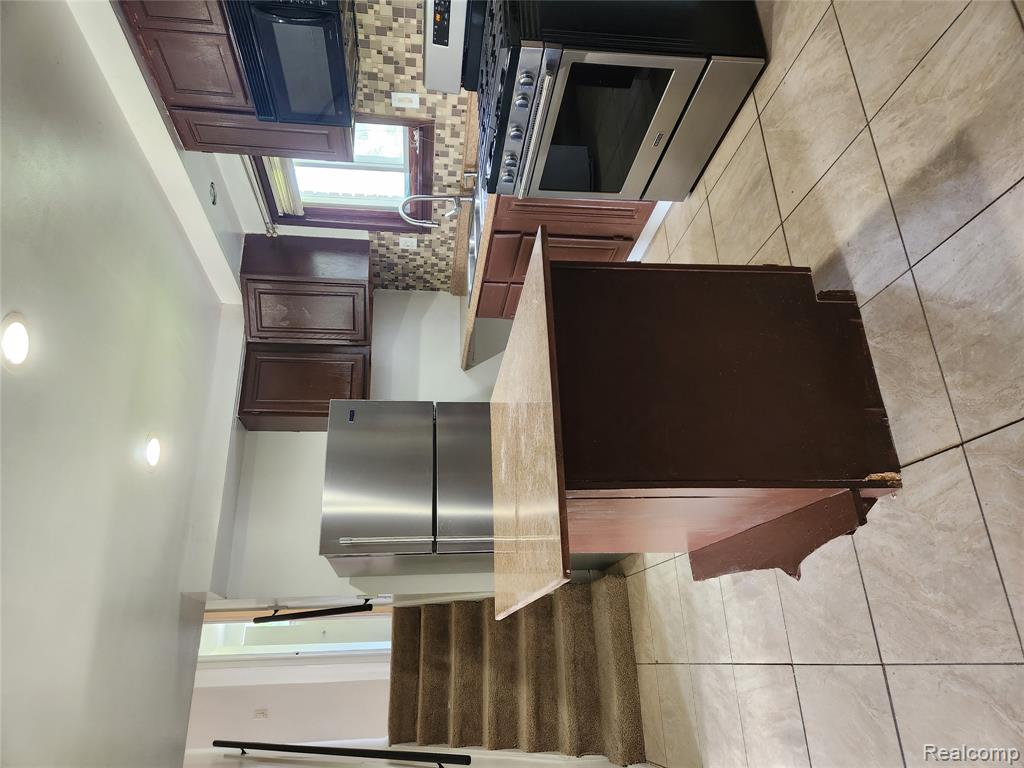 29600 Pine Street Inkster, MI 48141 - Photo 5 of 21 Gallery Image 5