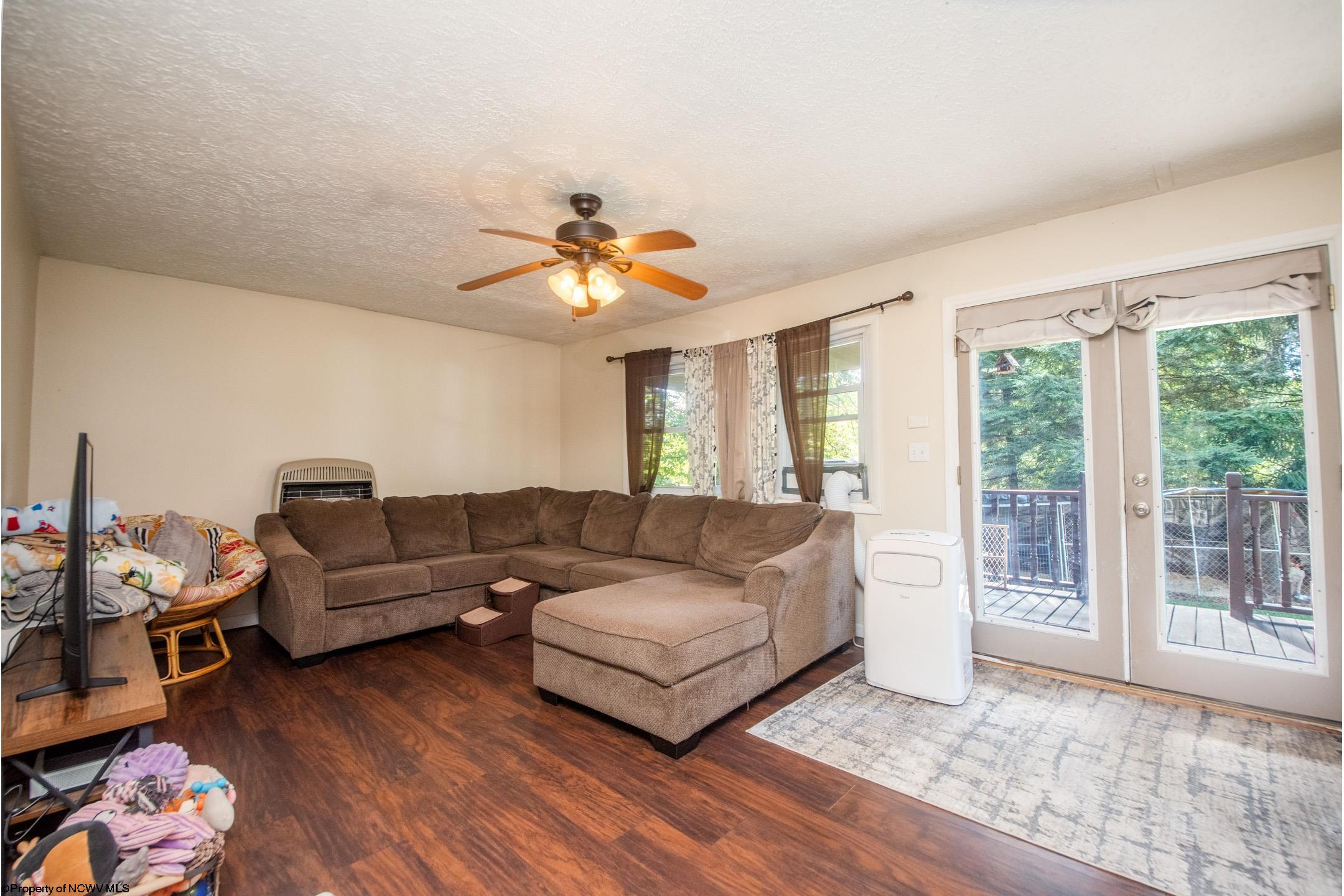 241 Pond Road Morgantown, WV 26508 - Photo 8 of 20 Gallery Image 8