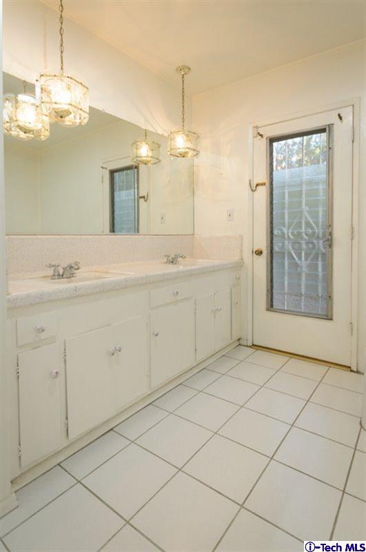 10326 La Canada Way Shadow Hills, CA 91040 - Photo 17 of 22 Additional Photo