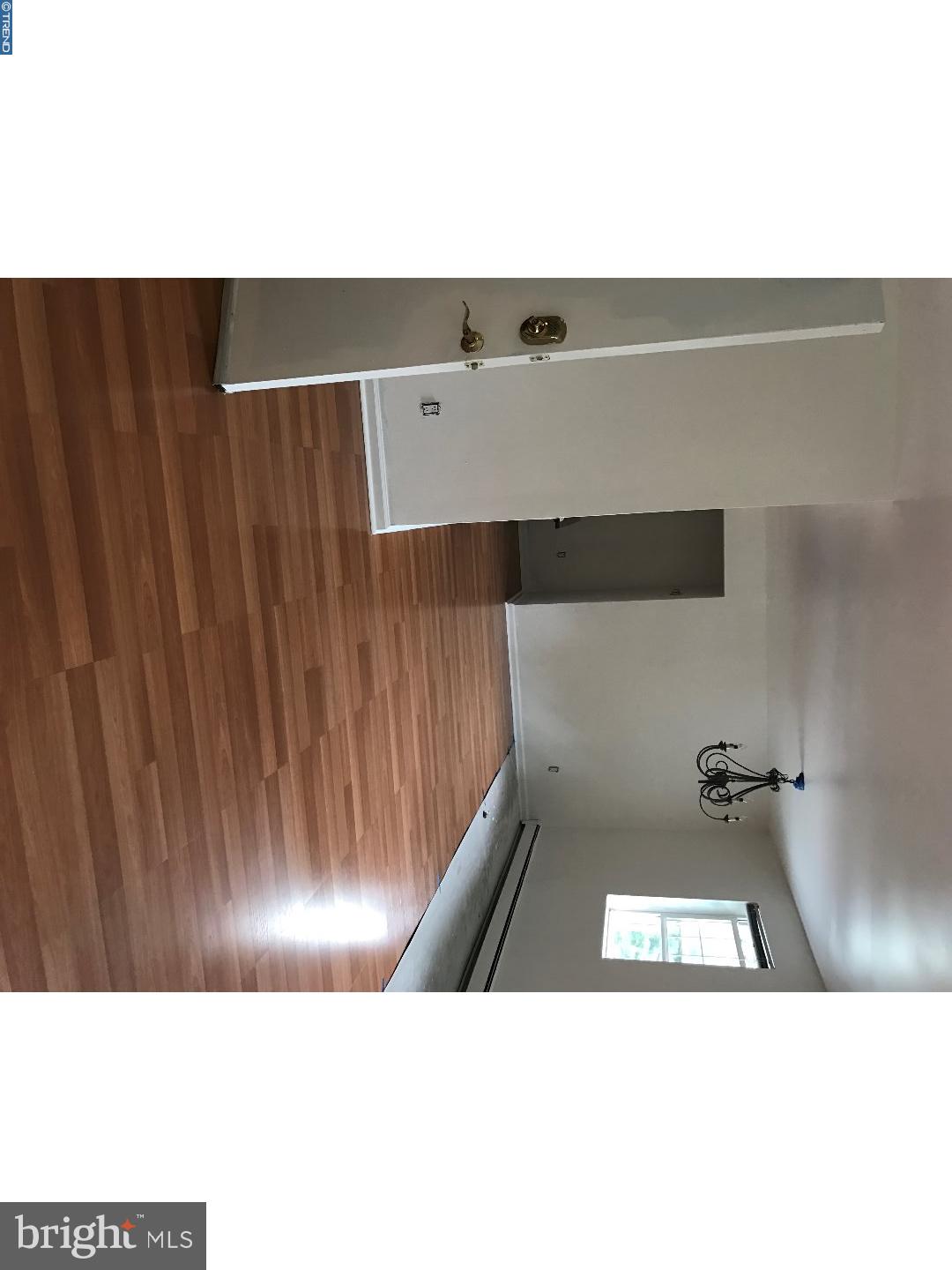 512 Stidman Drive, Unit D4 Springfield, PA 19064 - Photo 3 of 7 Living Room