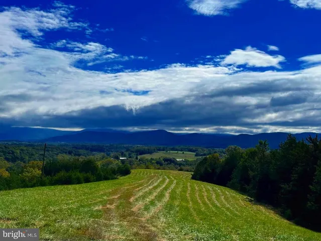 $450,000 | 12 Galloway Spring Lane, Shenandoah, VA 22849