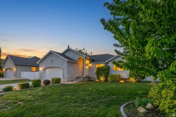 $655,000 | 2104 West 2200th Street South, Syracuse, UT 84075
