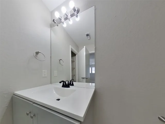 $1,899 | 10111 Victoria Falls Lane, Houston, TX 77075