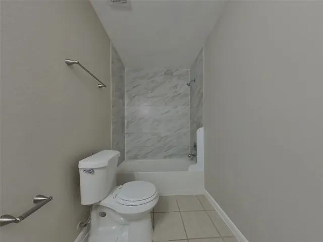 $1,899 | 10111 Victoria Falls Lane, Houston, TX 77075