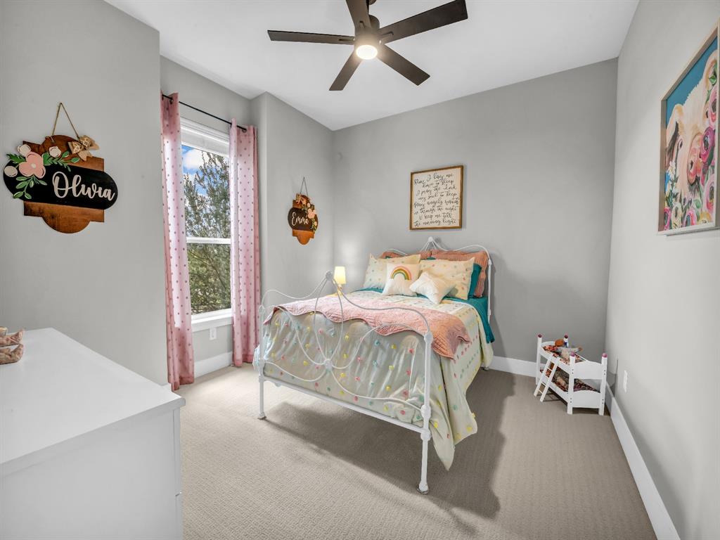 129 Maravilla Drive Aledo, TX 76008 - Photo 15 of 40 Bedroom 3