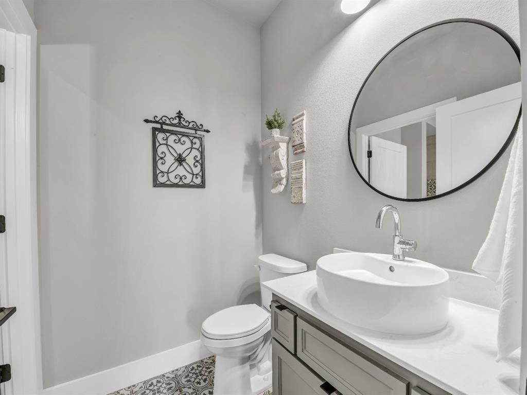 129 Maravilla Drive Aledo, TX 76008 - Photo 26 of 40 Powder Bath #2