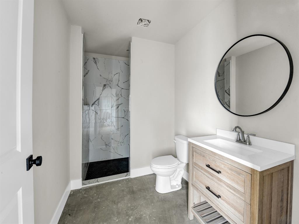 129 Maravilla Drive Aledo, TX 76008 - Photo 35 of 40 Shop bathroom