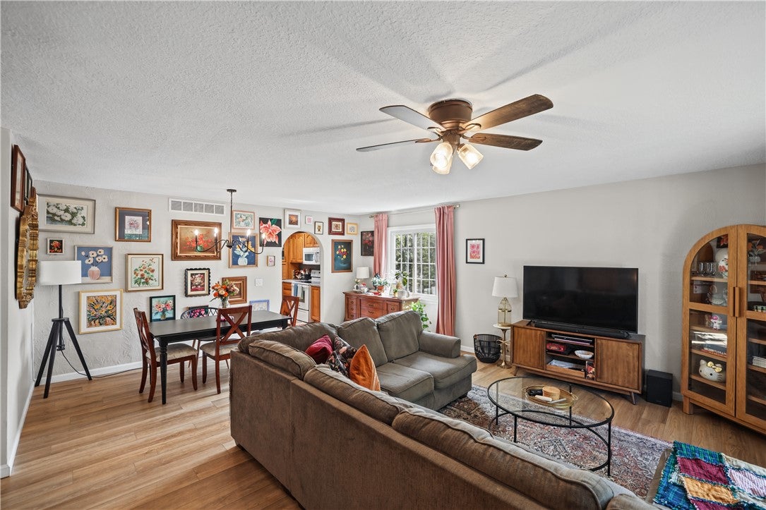 4486 Lawson Drive Decatur, IL 62526 - Photo 4 of 34 Gallery Image 4