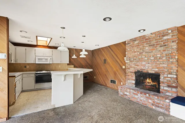 $1,895,000 | 3624 101st Street Southeast, Everett, WA 98208