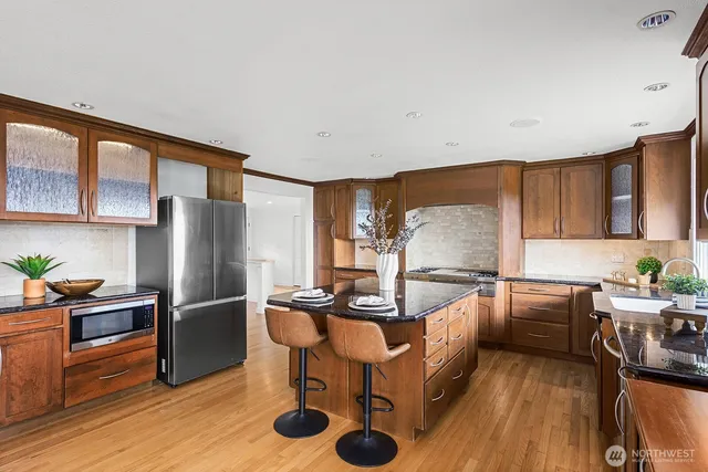 $1,895,000 | 3624 101st Street Southeast, Everett, WA 98208