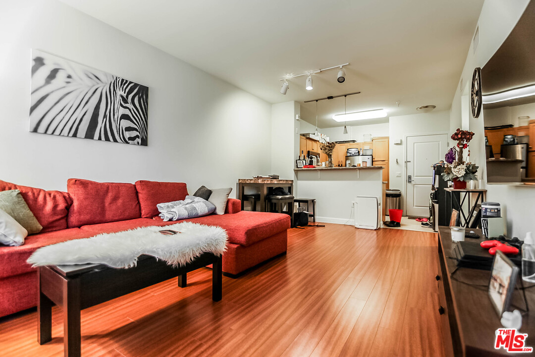100 South Alameda Street, Unit 142 Los Angeles, CA 90012 - Photo 9 of 22
