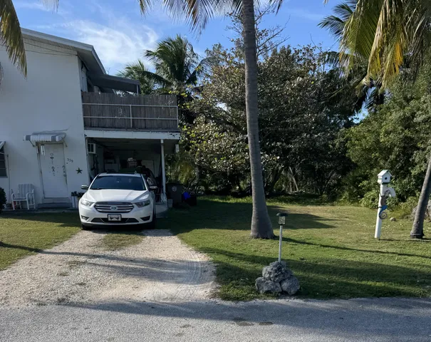 $700,000 | 329-63 Court Gulf Court, Marathon, FL 33050