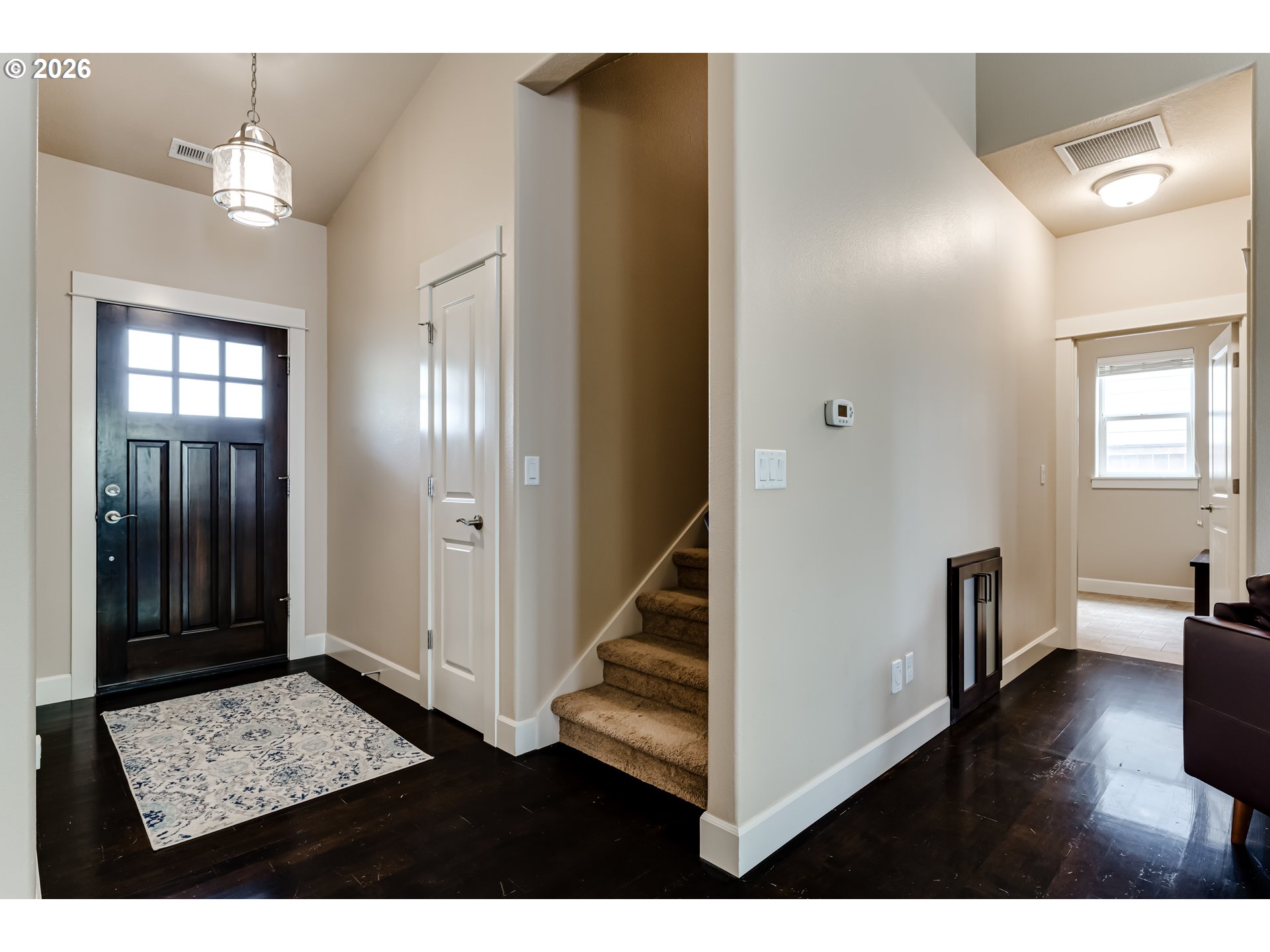 4452 Wendover Street Eugene, OR 97404 - Photo 19 of 29 Entrance/Foyer