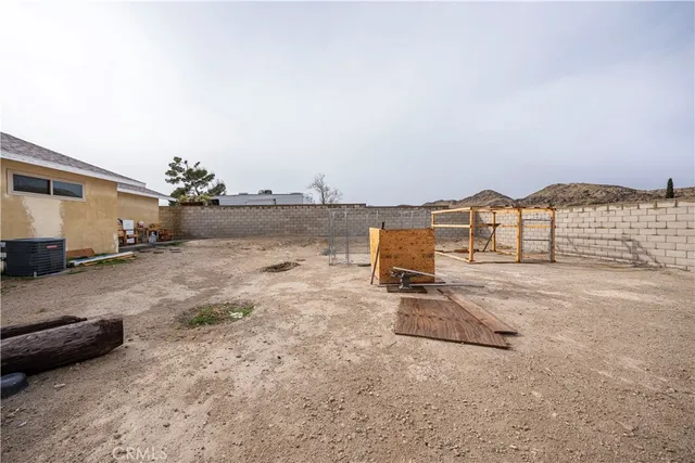 $269,999 | 9404 Mesa Avenue, Lucerne Valley, CA 92356